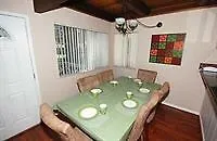 2695 Springwood Drive Apartamento